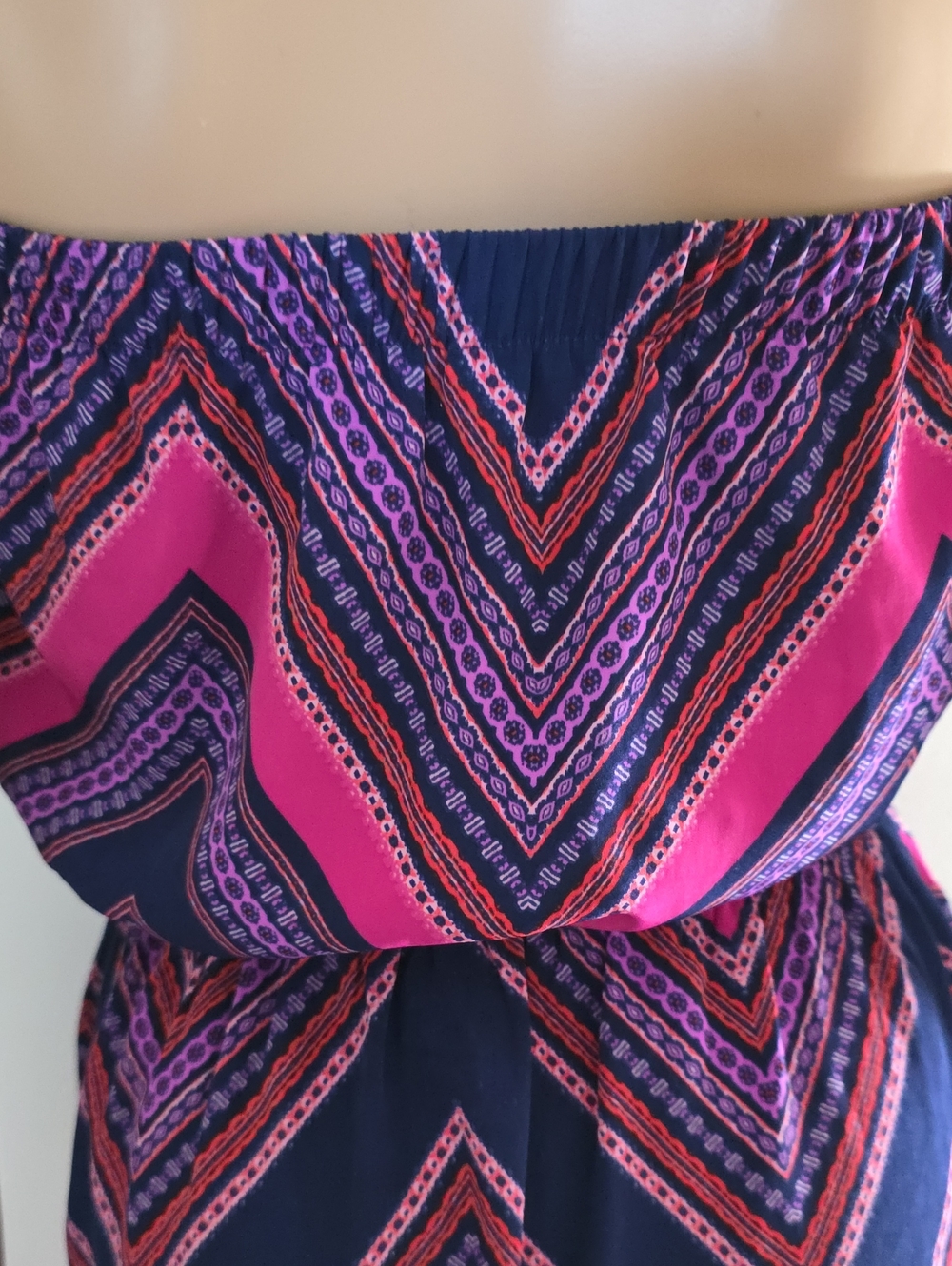 Express Strapless Dress in Pink and Blue Chevron Size XS - Picture 6 of 6